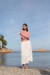 falda de algodon color blanco con bordado de mariposas