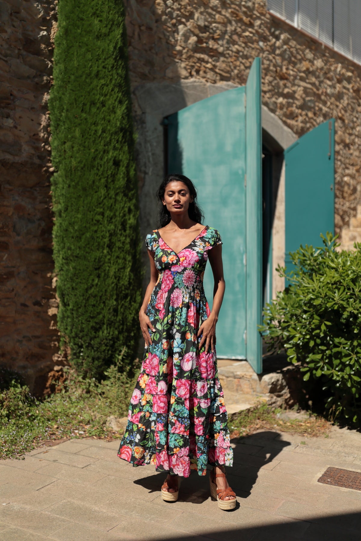 Vestido con flores – Luna Llena