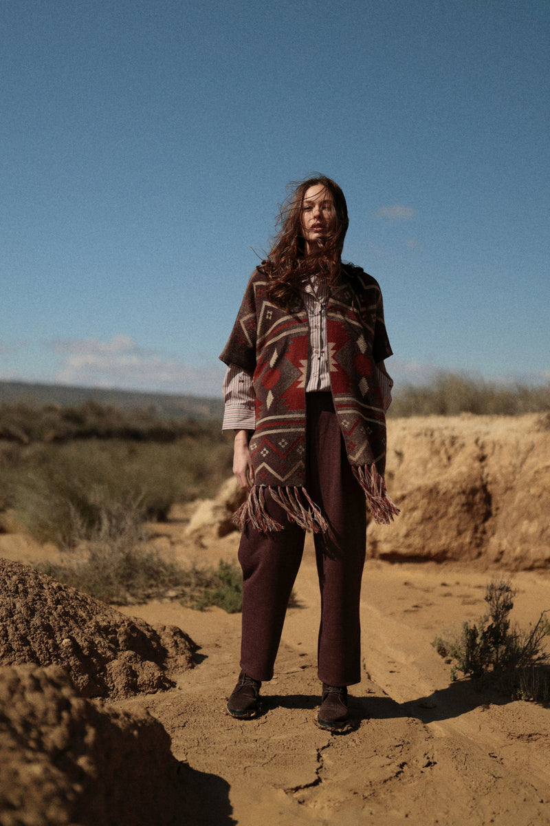 Poncho PN77