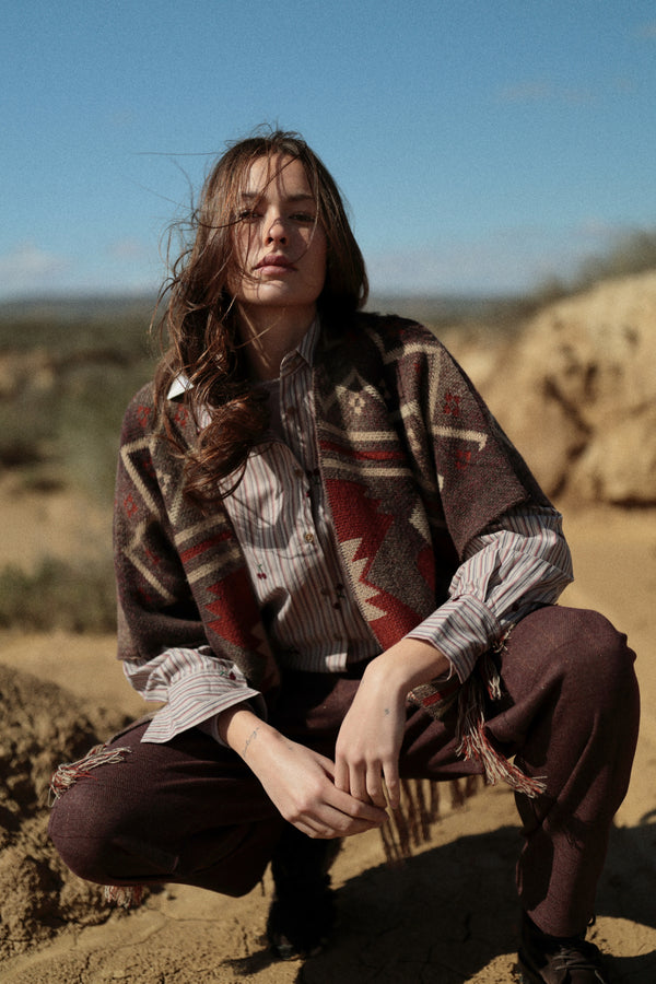 Poncho PN77